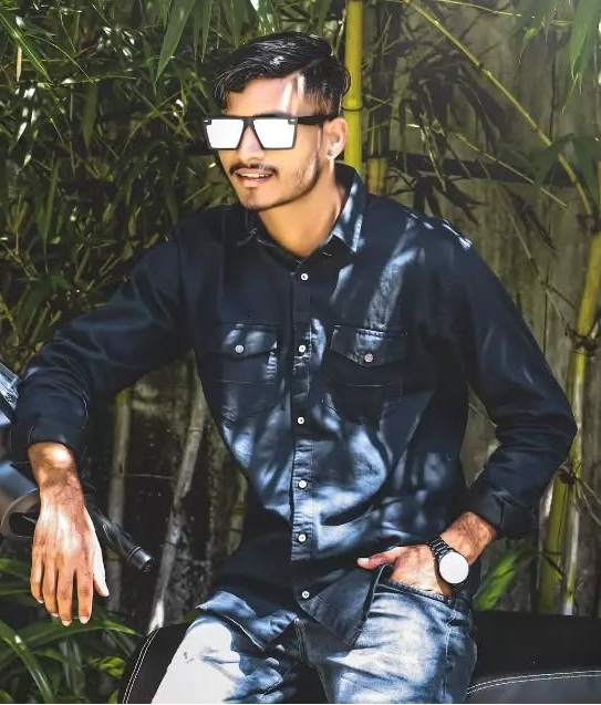 Vinit Hirave Avatar
